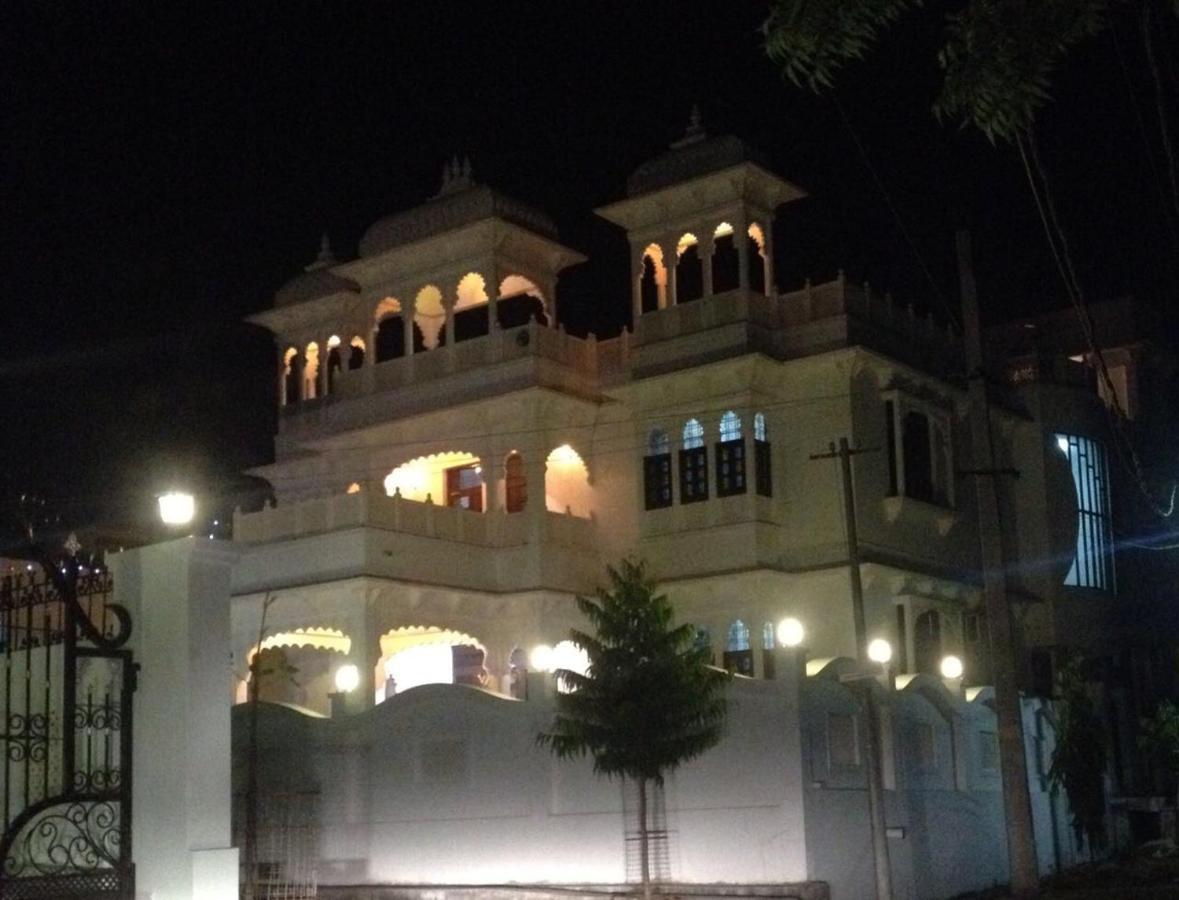 Royal Heritage Villa Udaipur Exterior photo